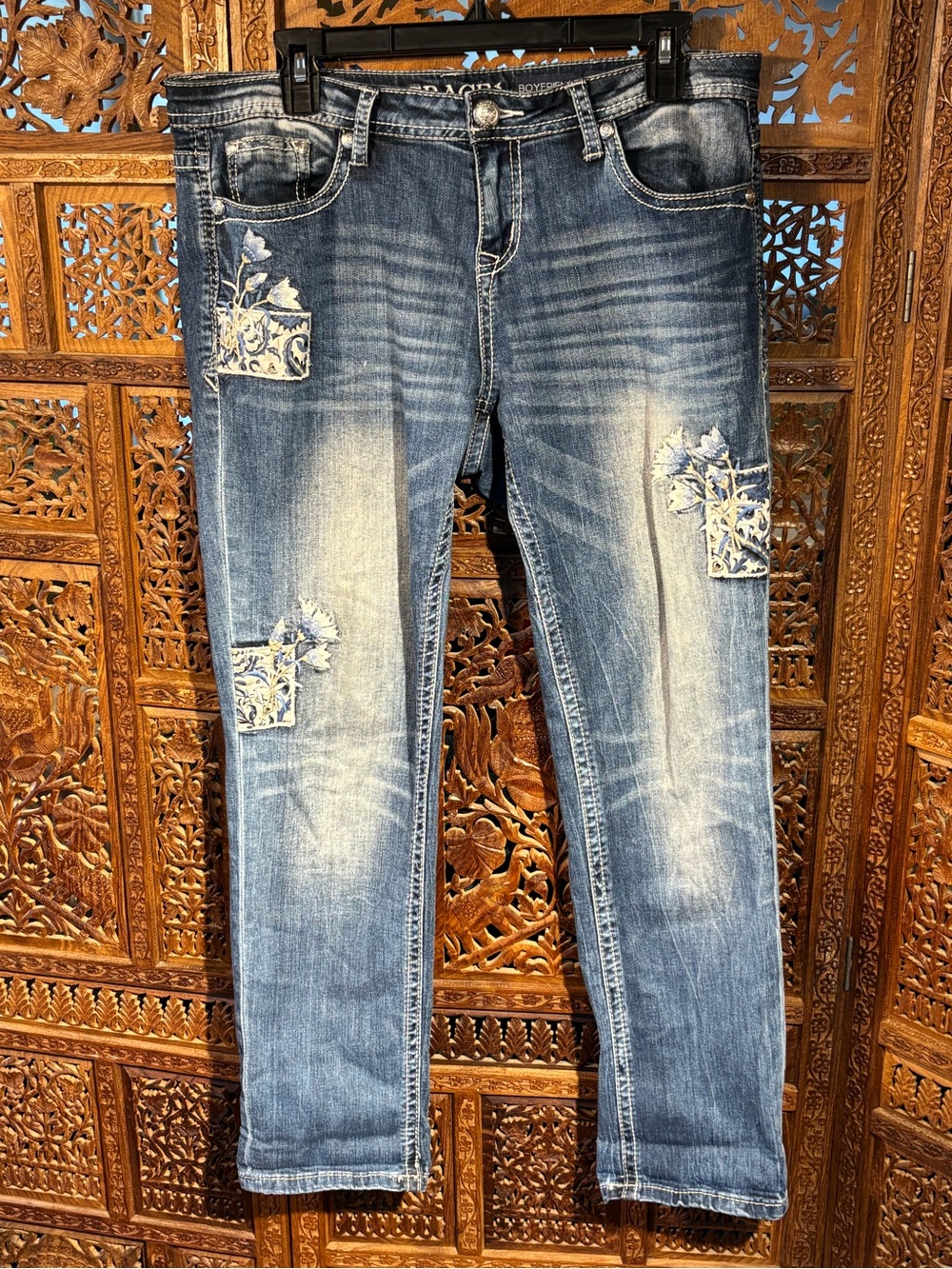 Grace in LA Blue Skinny Jeans with Embroidered Floral Patches